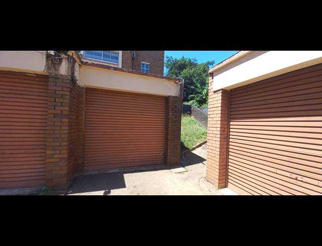 1 BEDROOM FLAT FOR SALE IN UMBILO
